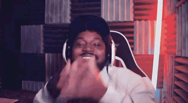75396807-19E5-4021-857B-0BB45C31EA37.gif