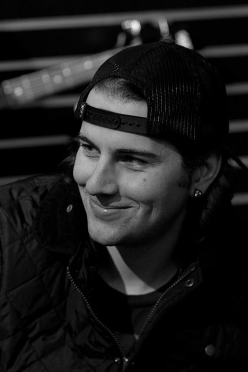 d9dd3801856fcf1358e6c23505ee02a3--matt-shadows-avenged-sevenfold-matt-sanders.jpg