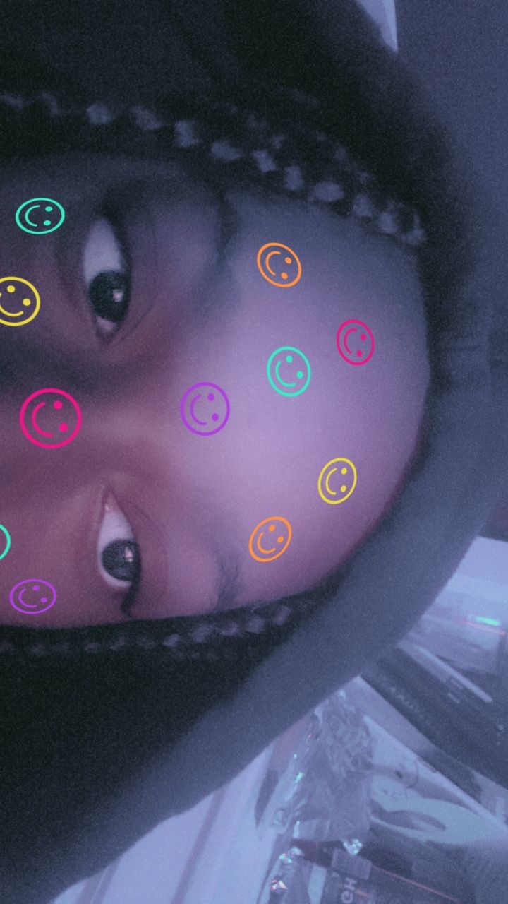 Snapchat-976917699.jpg