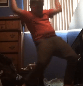 6D78D4F1-FE89-4A7A-8E1A-3BAE143E68ED.gif