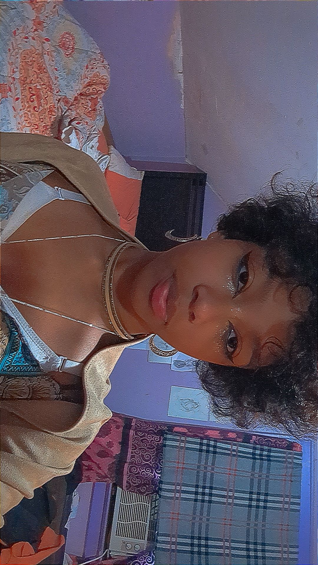 Snapchat-1072345830.jpg