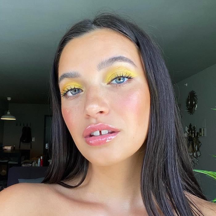 cute-makeup-looks-296442-1638583626492-main.700x0c.jpg