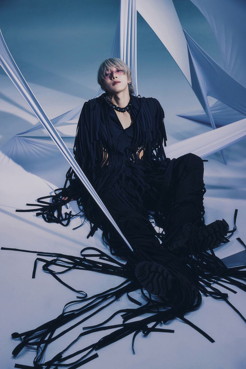 Ten-2nd-mini-album-Stunner-concept-photos-documents-3.jpeg