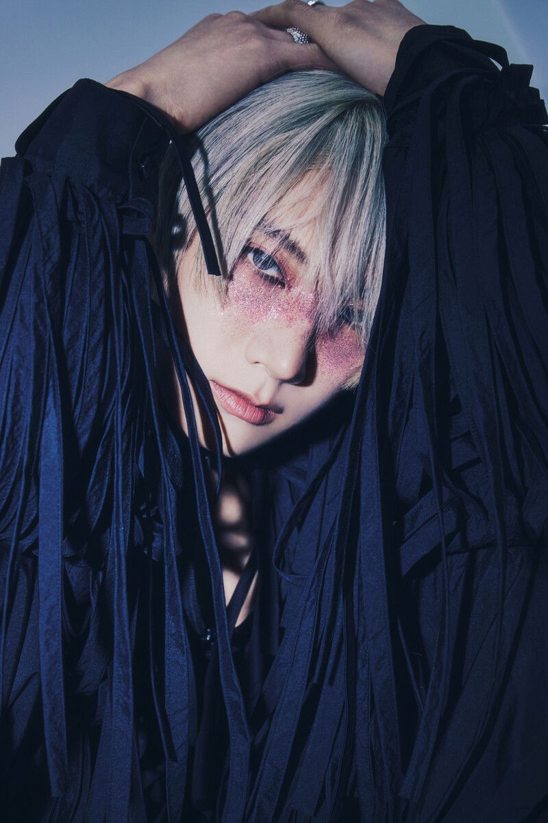 Ten-2nd-mini-album-Stunner-concept-photos-documents-3(1).jpeg