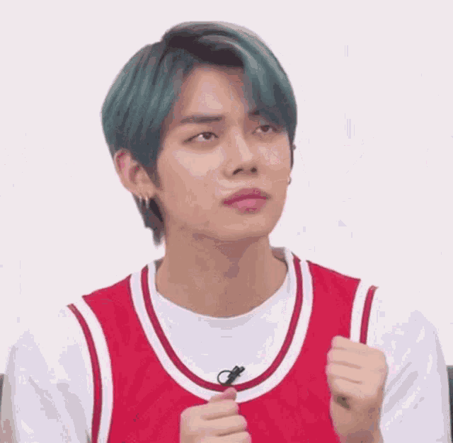 yeonjun-txt (1).gif