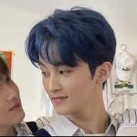 XiaoYangDery - HENDERY .
